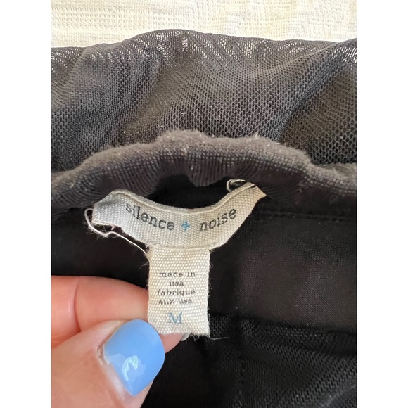 Silence + Noise (Urban Outfitters) -medium black sheer open split skirt w/bottom - Picture 6 of 11